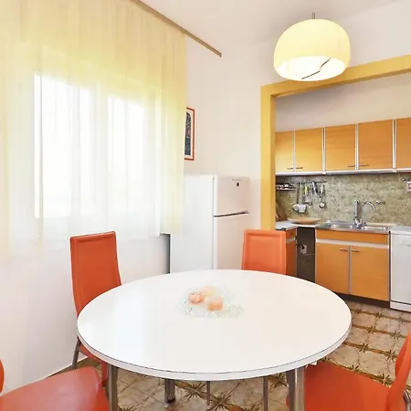 With A Parking Space Slatine, Ciovo - 1097 Apartamento