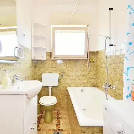 With A Parking Space Slatine, Ciovo - 1097 Apartamento *